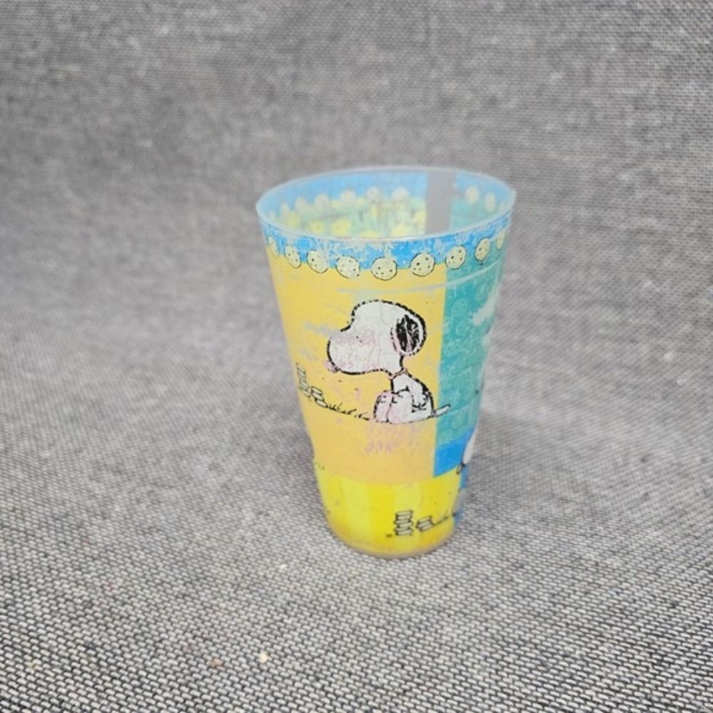 Vintage‎ Peanuts Snoopy Plastic Tumbler Colorful Cookie Pattern Cup 1958 1966